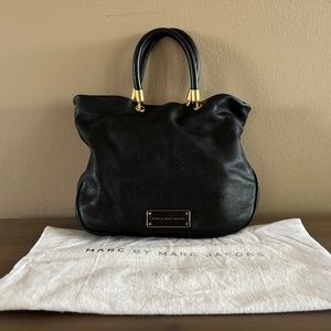 Marc by Mac Jacobs Too Hot to Handle Leather Tote Bag in Blac